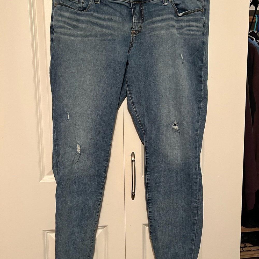 Torrid boyfriend light Distressed Jeans